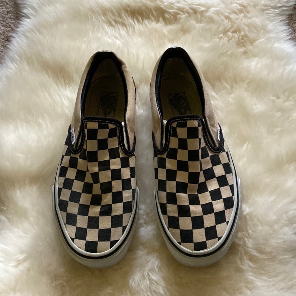 Women’s Checkered Vans